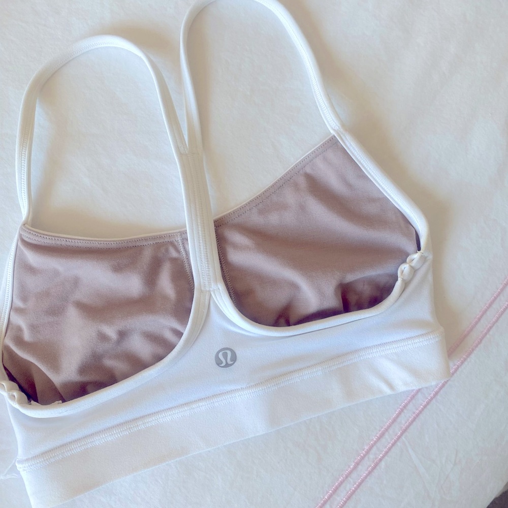 Lululemon  white ports bra